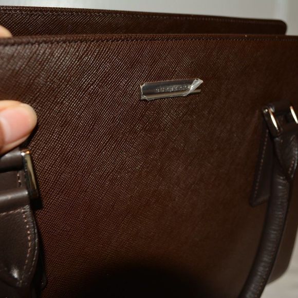 𝅺burberry Satchel - Picture 12 of 15